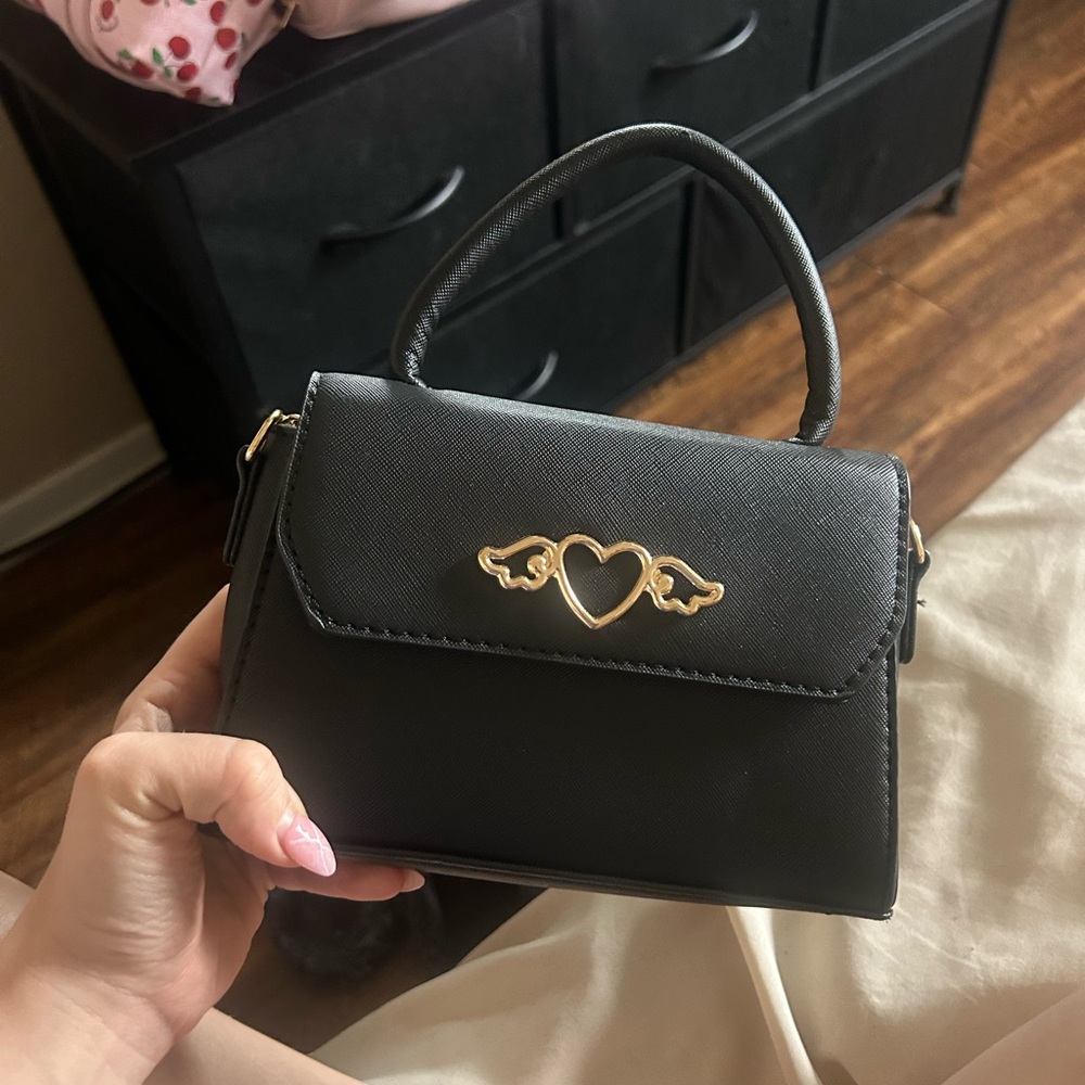 Black Heart-Embellished Women's Handbag